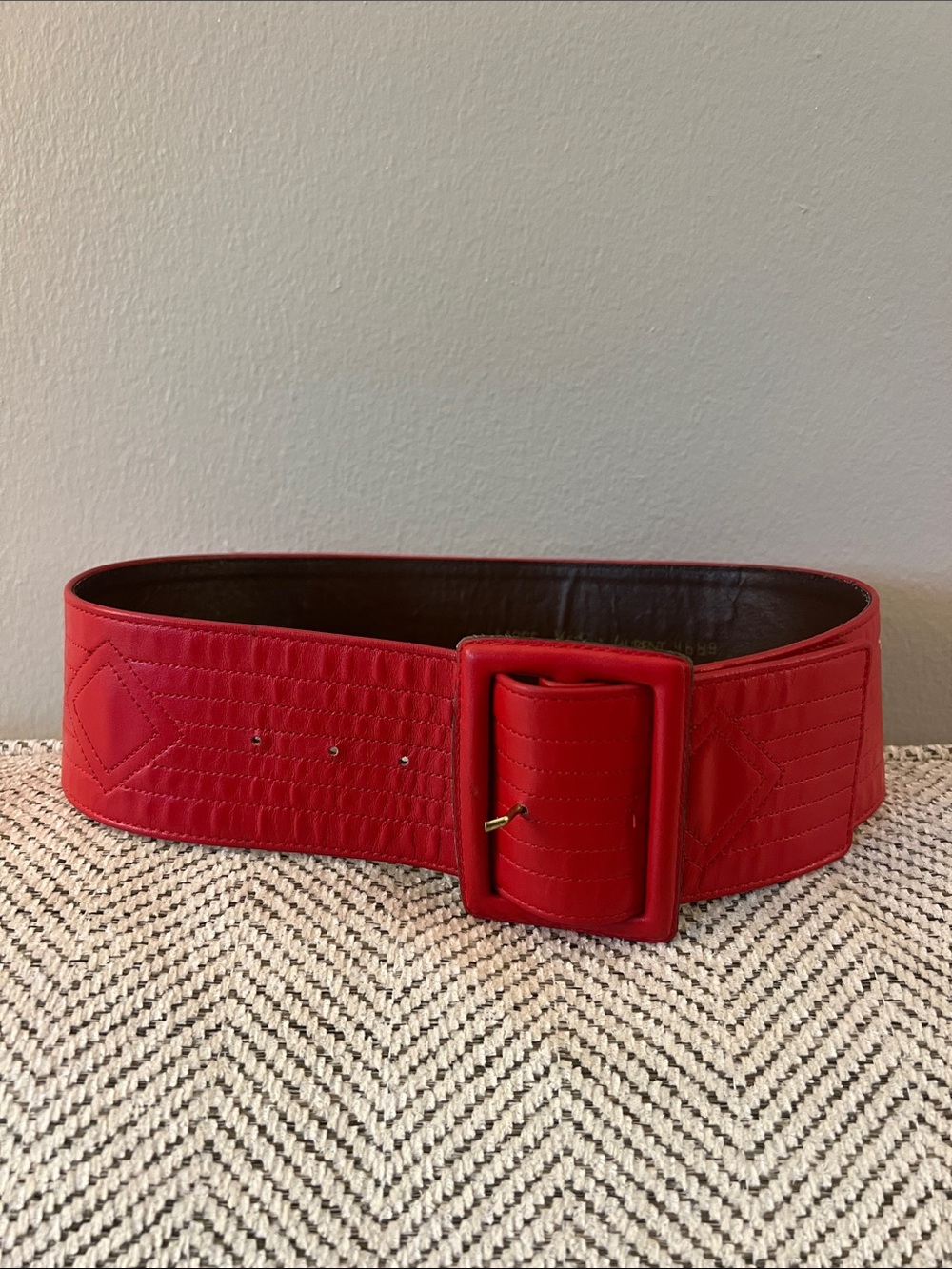 Yves Saint Laurent Red Leather Vintage Buckle Belt Size Large